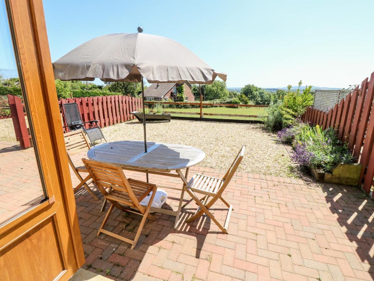 3 The Stables Villa Havenstreet  Luaran gambar