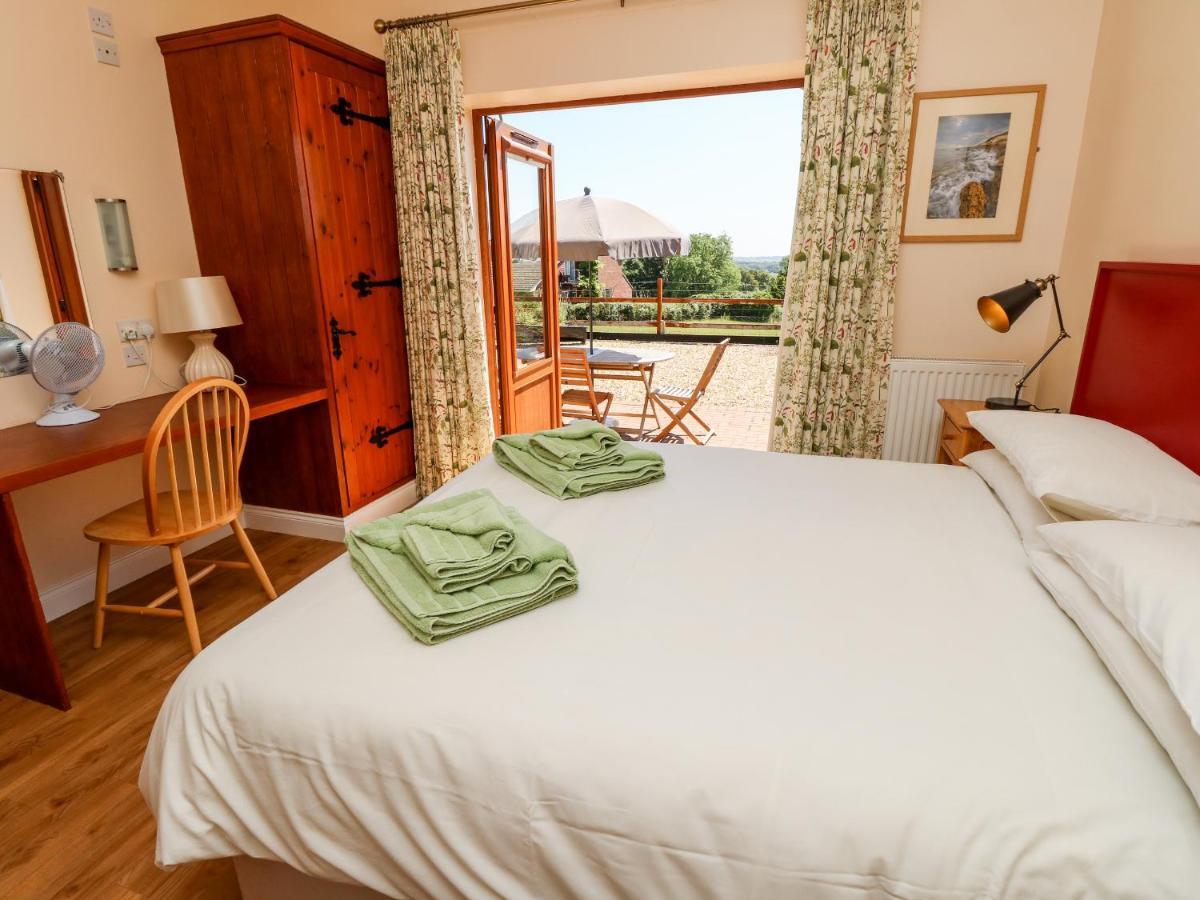 3 The Stables Villa Havenstreet  Luaran gambar